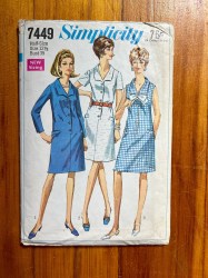 7449 SIMPLICITY 1968 STEP IN COLLAR BUTTON DRESS SLEEVES OR NOT PATTERN 16 1/2 37B